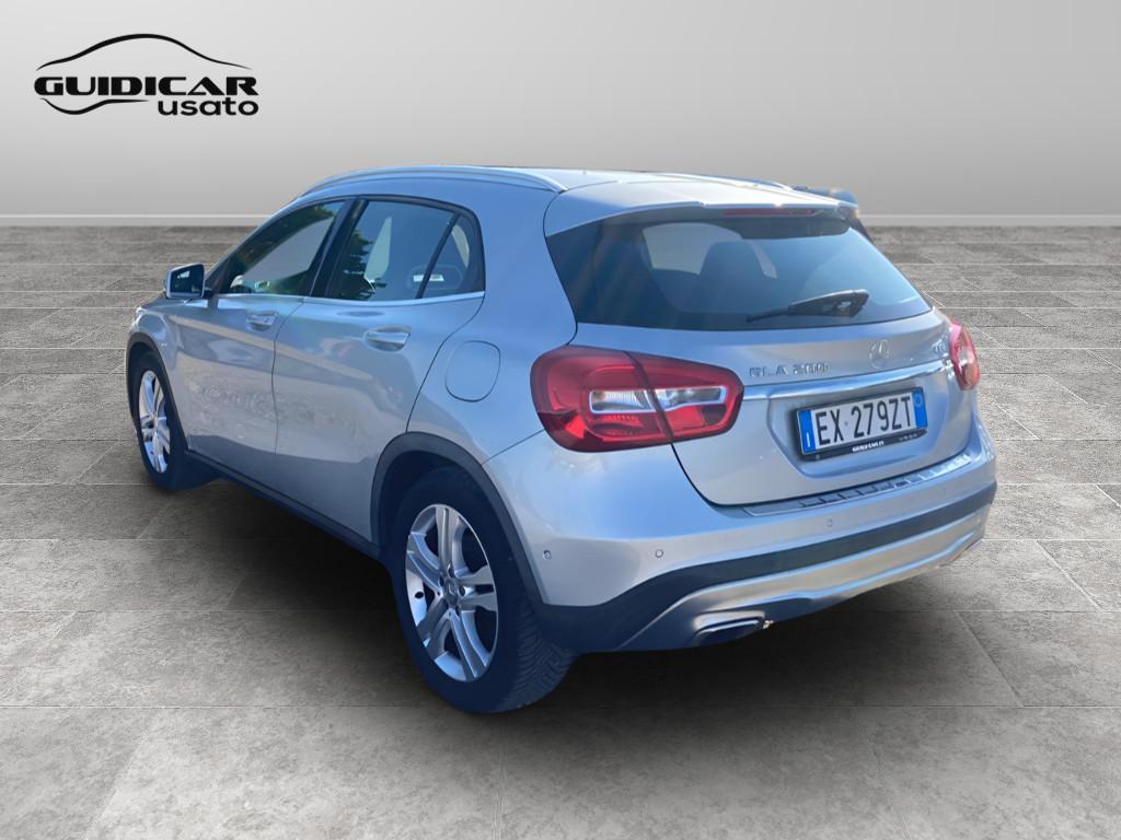 Mercedes-Benz GLA-X156 2014 - GLA 200 d (cdi) Sport