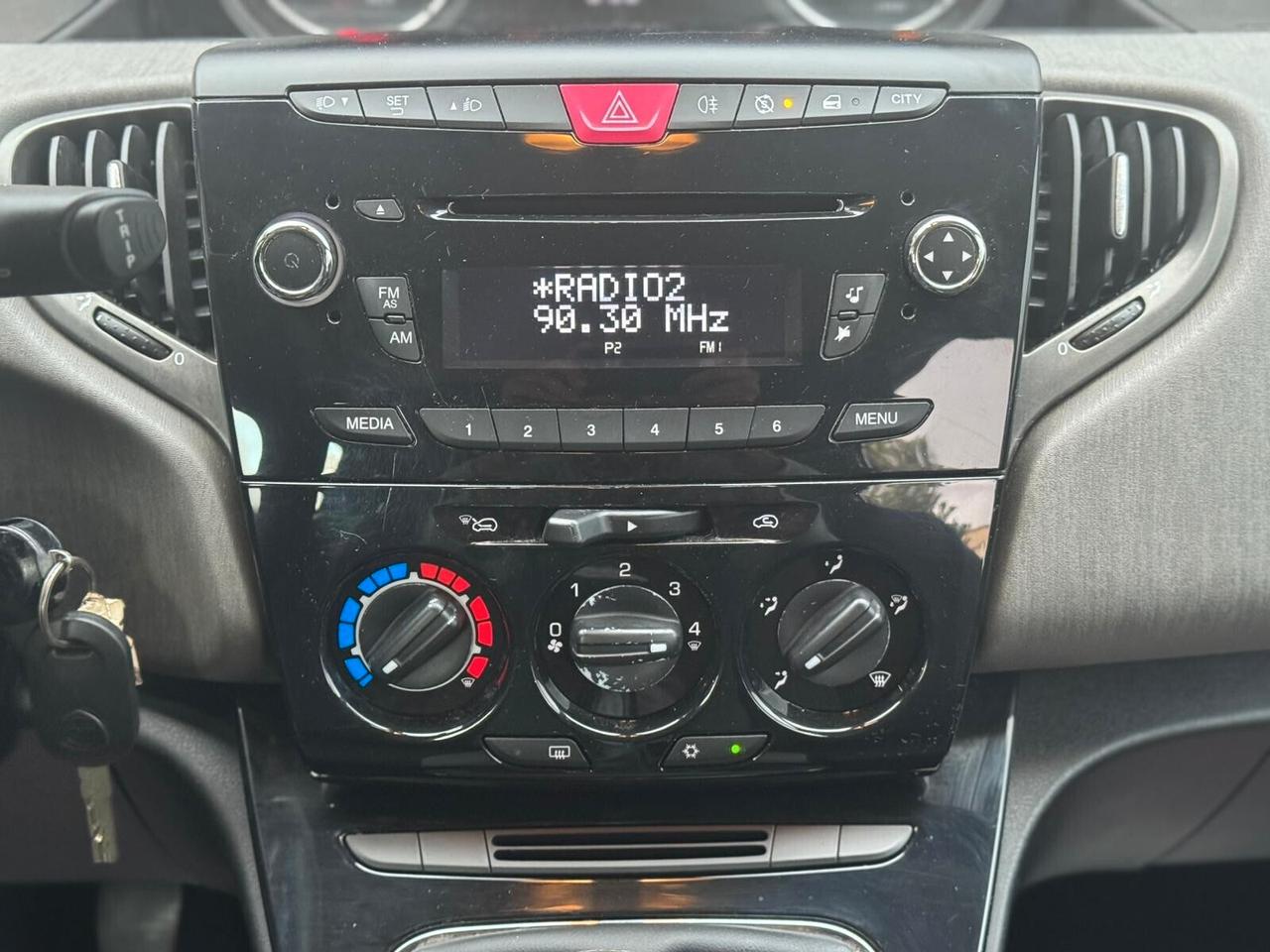 Lancia Ypsilon 1.3 MJT 16V 95 CV 5 porte S&S Gold