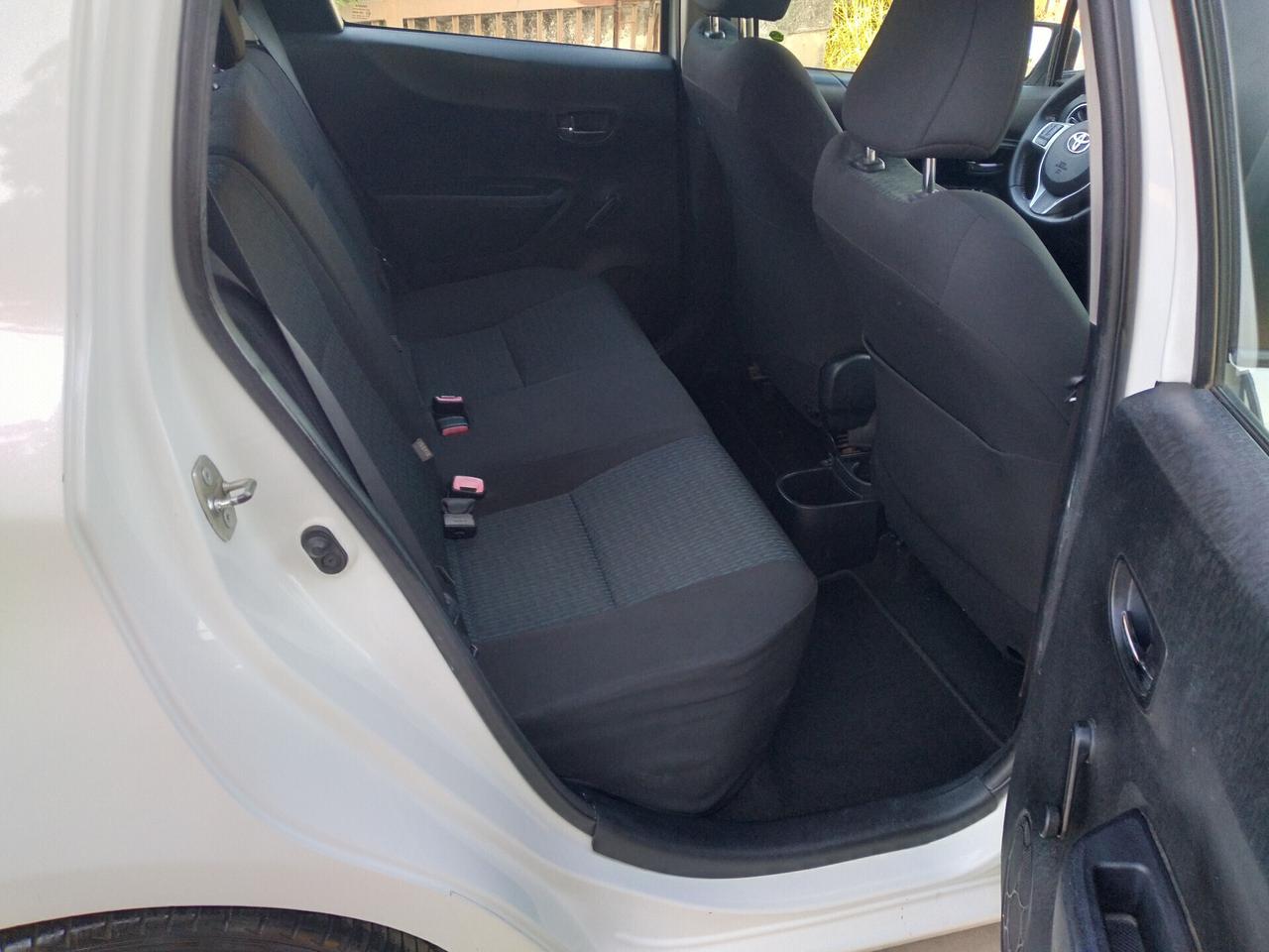 Toyota Yaris 1.4 D-4D 5 porte Lounge