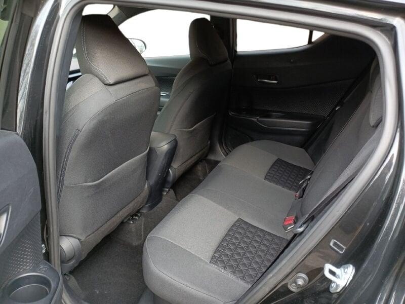 Toyota C-HR C-HR 1.8 Hybrid E-CVT Trend