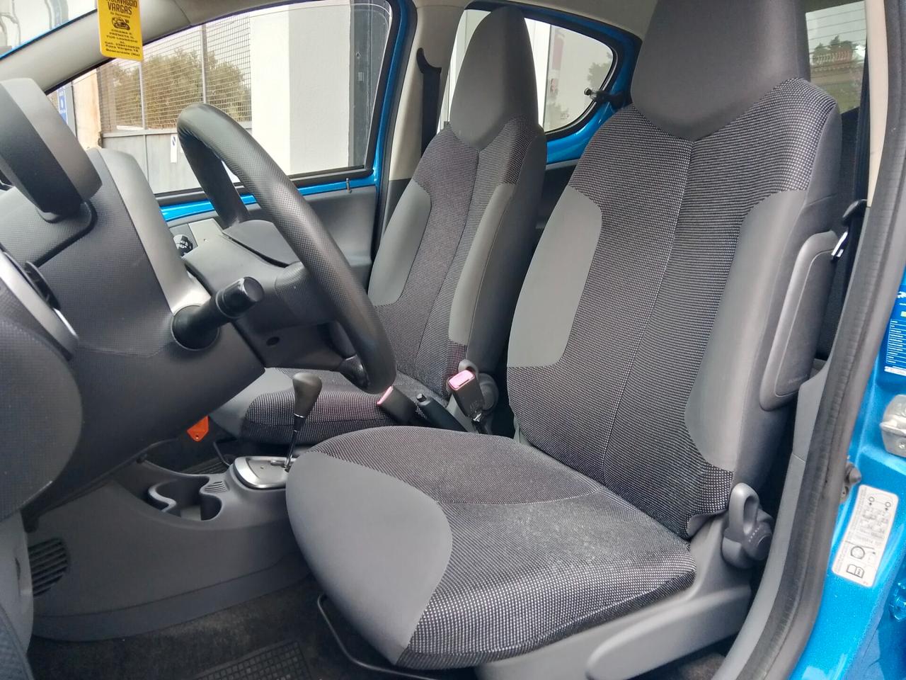 Peugeot 107 1.0 68CV 5p. Plaisir