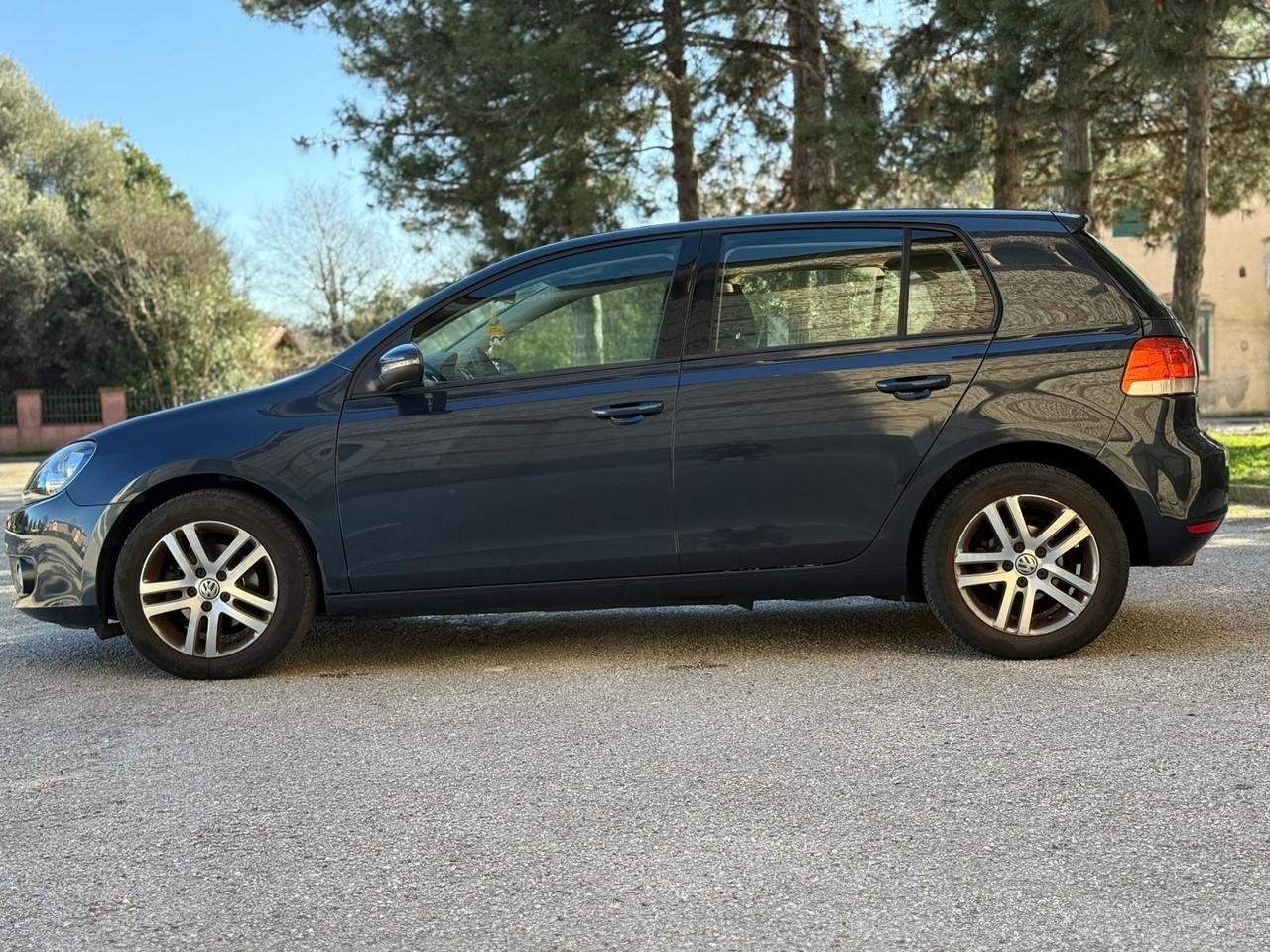 Volkswagen Golf 1.6 TDI DPF 3p. Comfortline