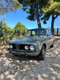 Alfa Romeo 1750 berlina TARGA ORO