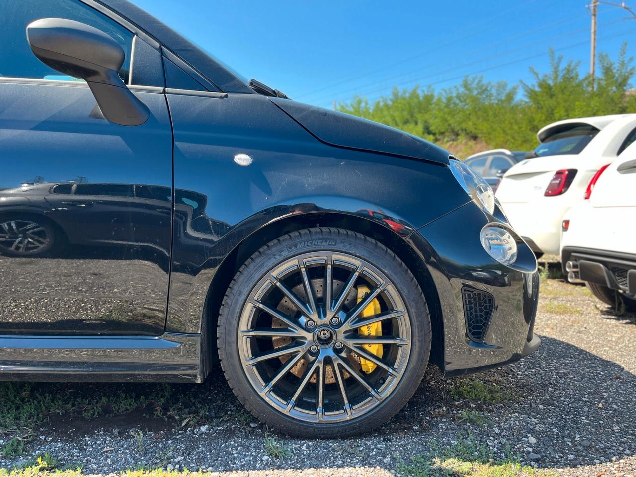 Abarth 695 1.4 Turbo T-Jet 180 CV