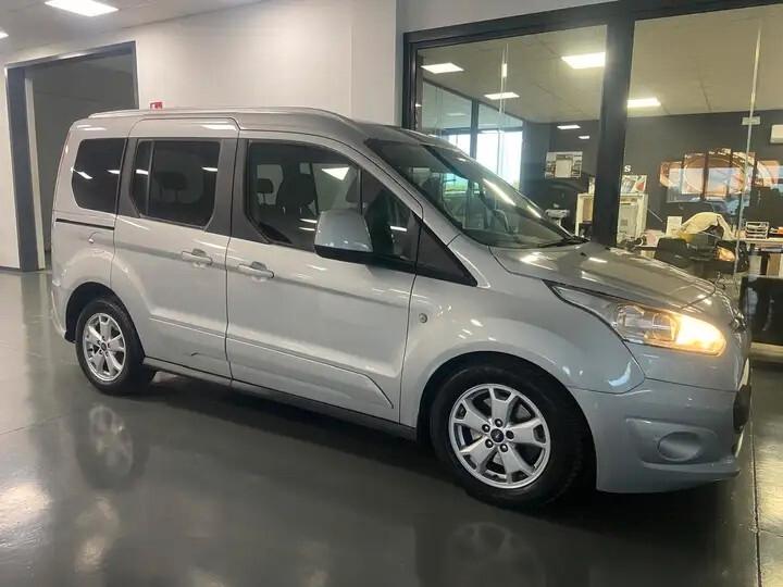 Ford Tourneo Connect Connect7 1.5 TDCi 120 CV Powershift Titanium