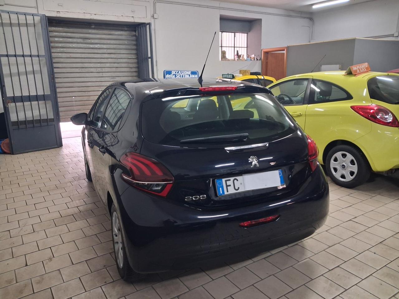 Peugeot 208 unico prop 1.4 hdi 2015