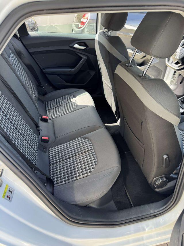 AUDI A1 Sportback 25 1.0 tfsi Advanced