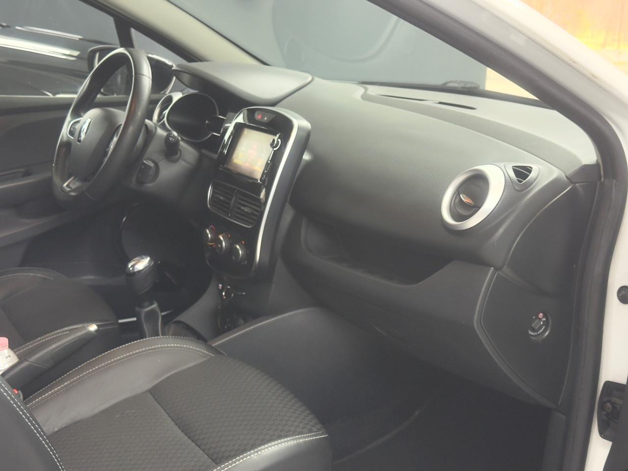 Renault Clio dCi 8V 90 CV 5 porte Duel2