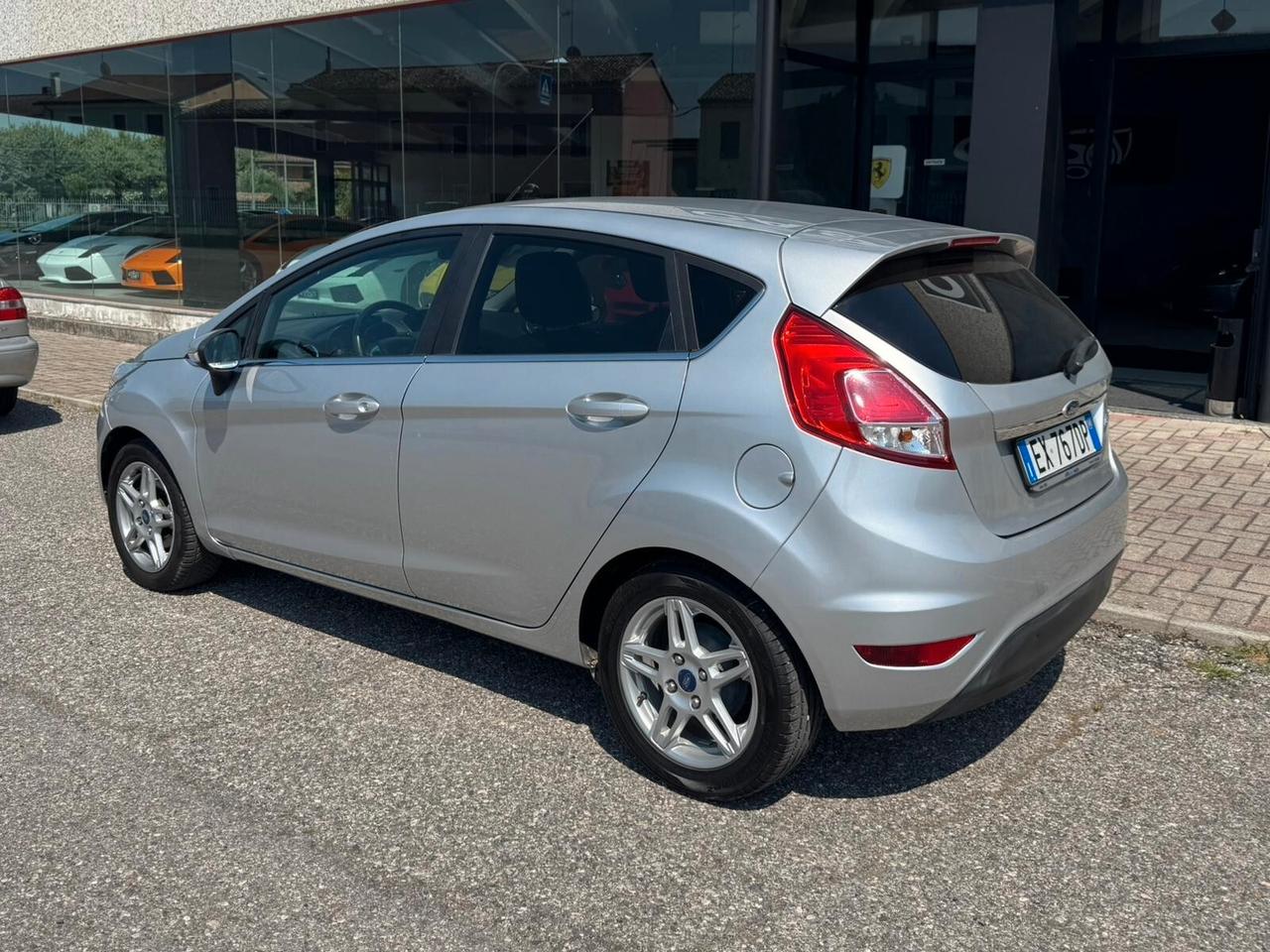 Ford Fiesta 1.5 TDCi 75CV 5 porte Business