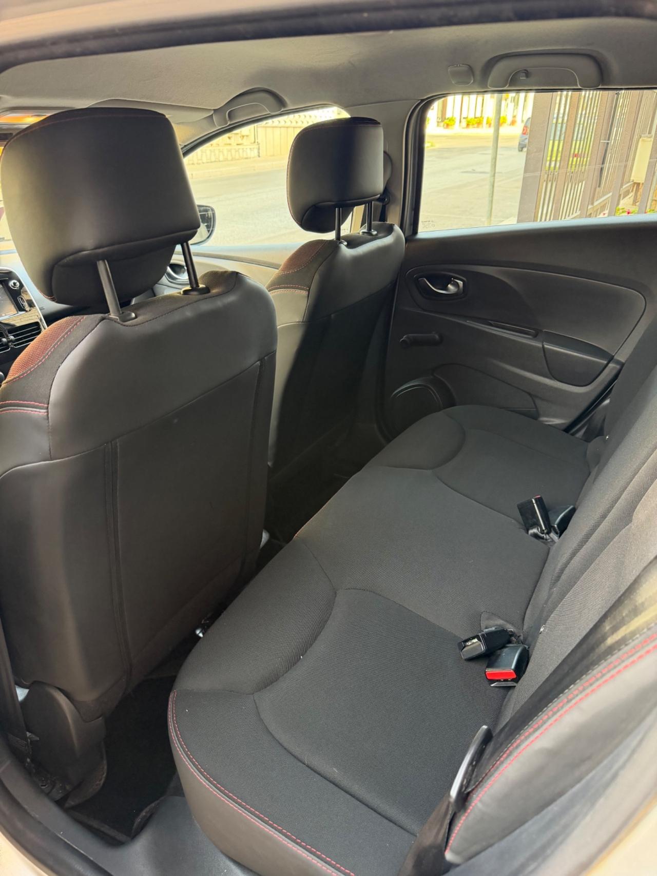 Renault Clio Sporter 1.5 dCi 8V 75CV Live