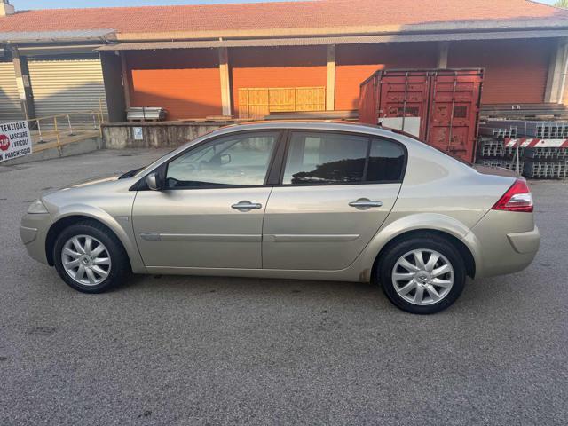 RENAULT Megane Mégane 1.6 16V 4p. Luxe BENZINA/GPL perfetta