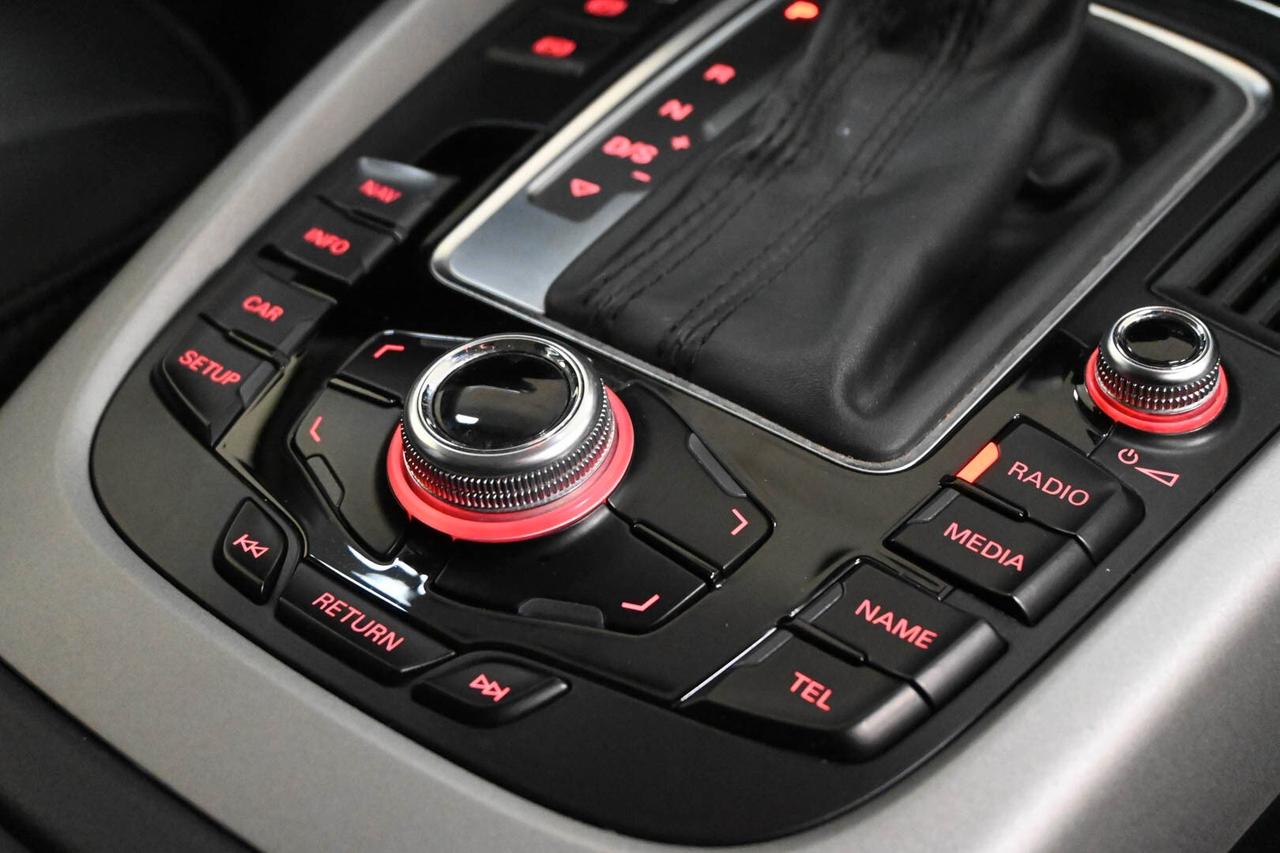 AUDI Q5 1ª serie Q5 2.0 TDI 177CV quattro S tr...