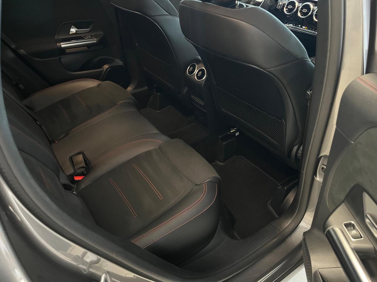 Mercedes GLA 200 d Premium Night Edition