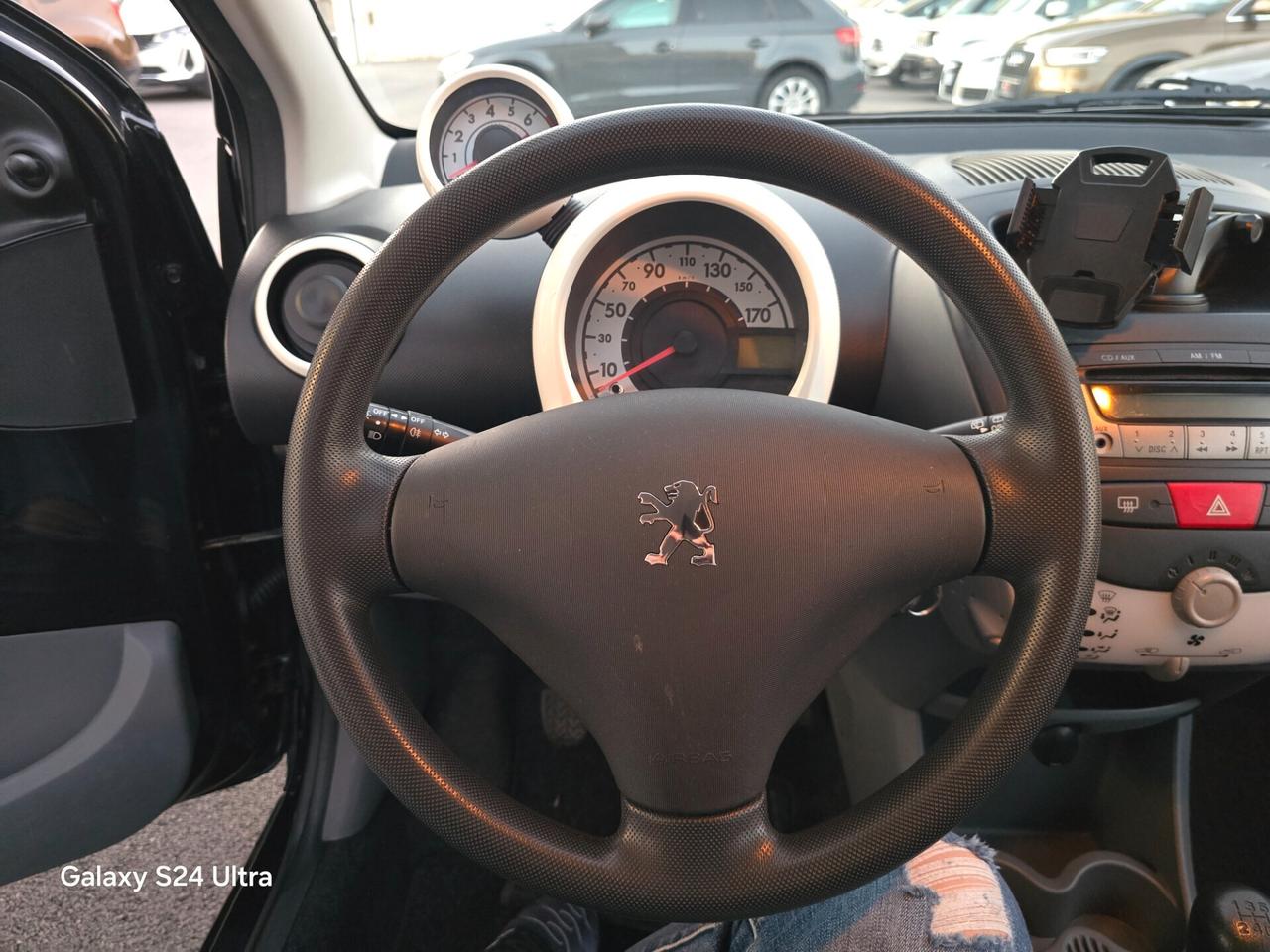 Peugeot 107 1.0 68CV 5p. Urban Move