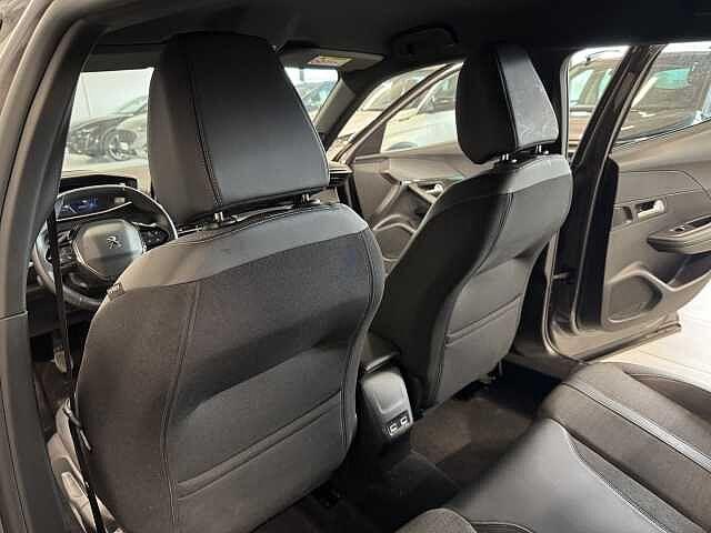 Peugeot 2008 1.2 PureTech 100 CV Allure Pack