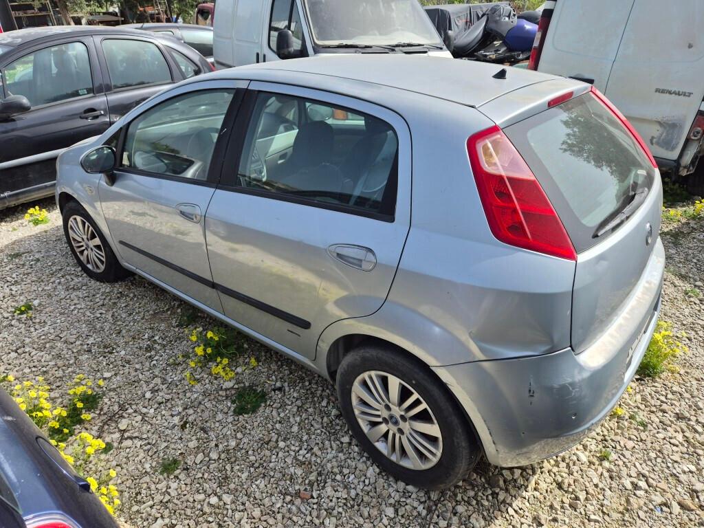 PACCHETTO 7 AUTO PER COMMERCIANTI