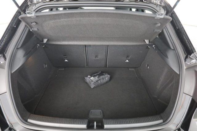 MERCEDES-BENZ A 180 A 180 d Automatic Business Extra