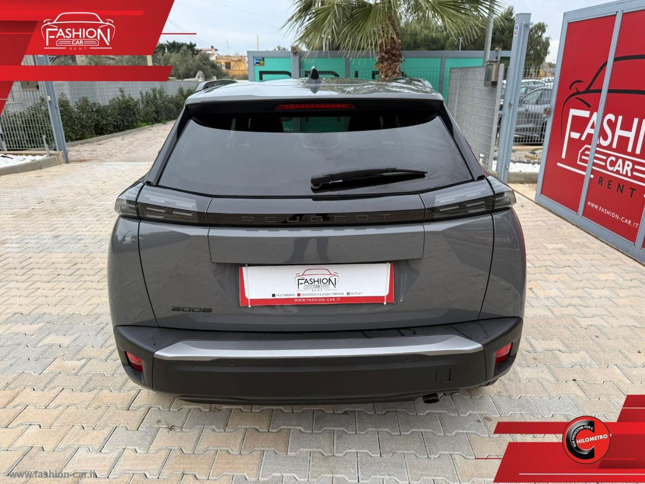 PEUGEOT 2008 PureTech 100 S&S Allure