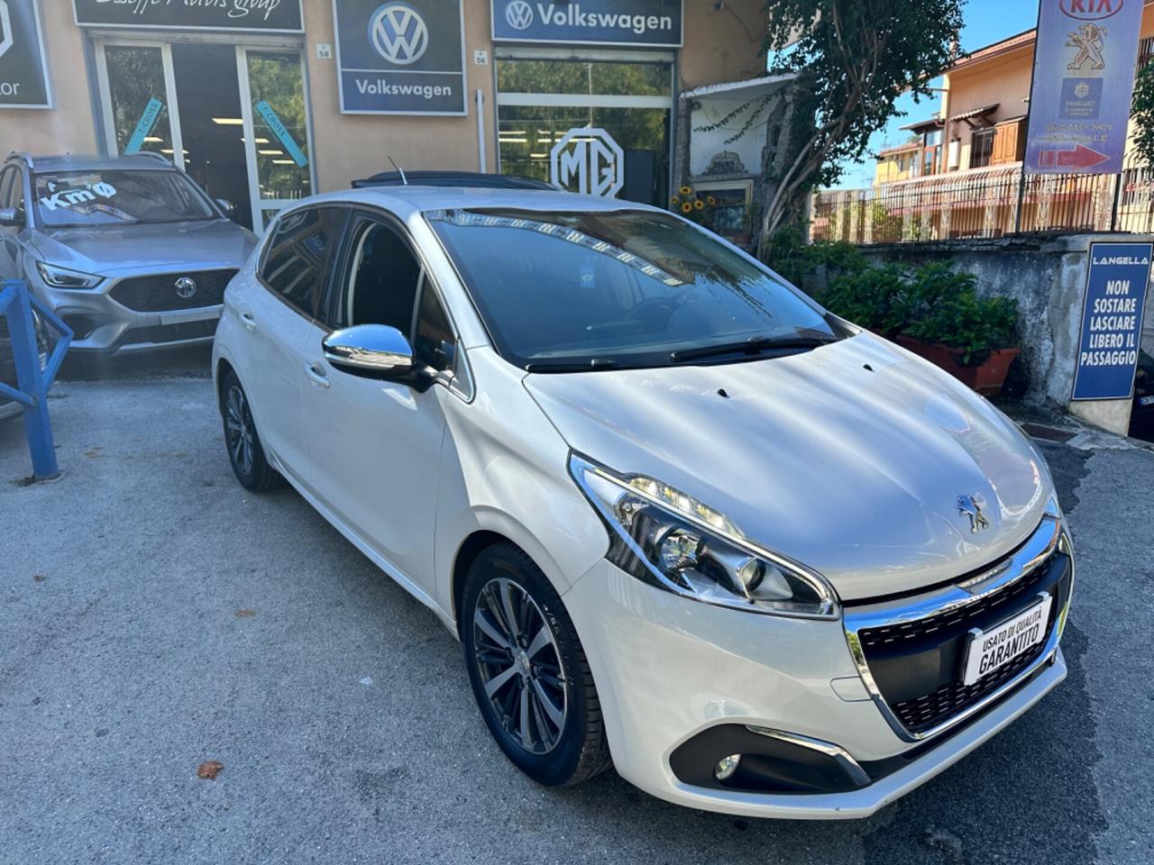 Peugeot 208 BlueHDi 75 5 porte Allure