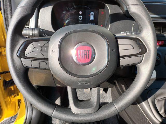 FIAT Panda 1000 HYBRID 70 CV PDC ITALIA