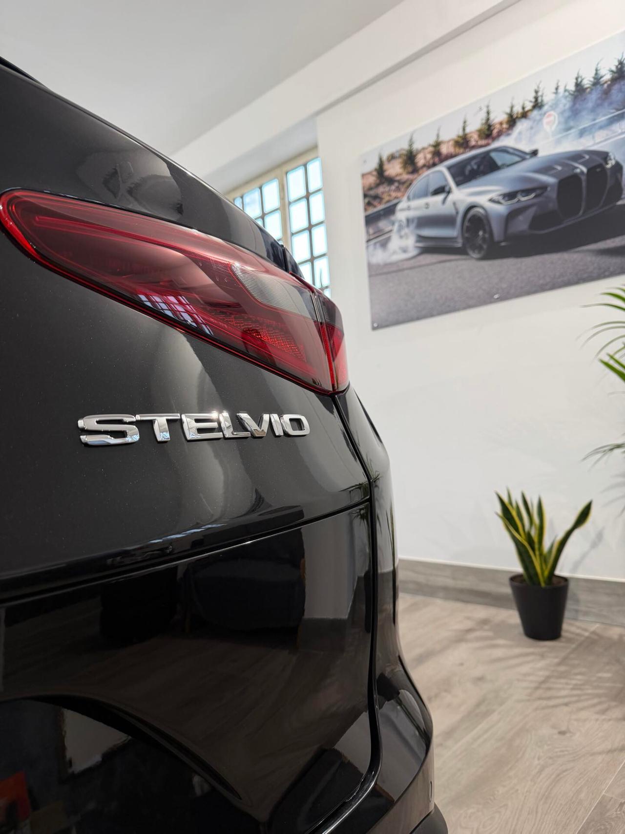 Alfa Romeo Stelvio 2.2 Turbodiesel 180 CV AT8 2wd Executive