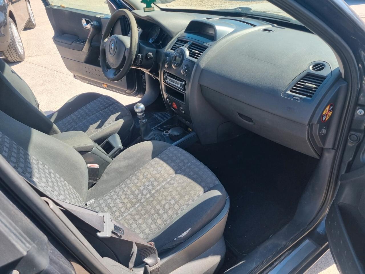 Renault Megane Mégane 1.5 dCi/105CV Grandtour Luxe