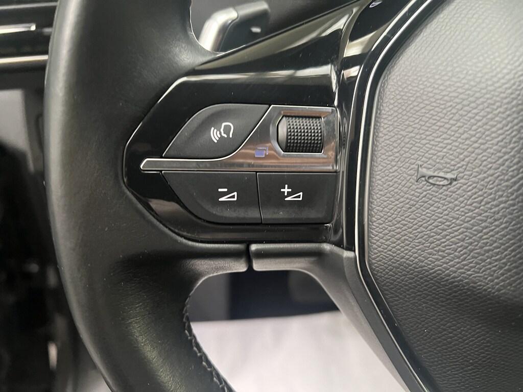 Peugeot 3008 1.6 HYbrid4 Allure Pack 4x4 e-EAT8