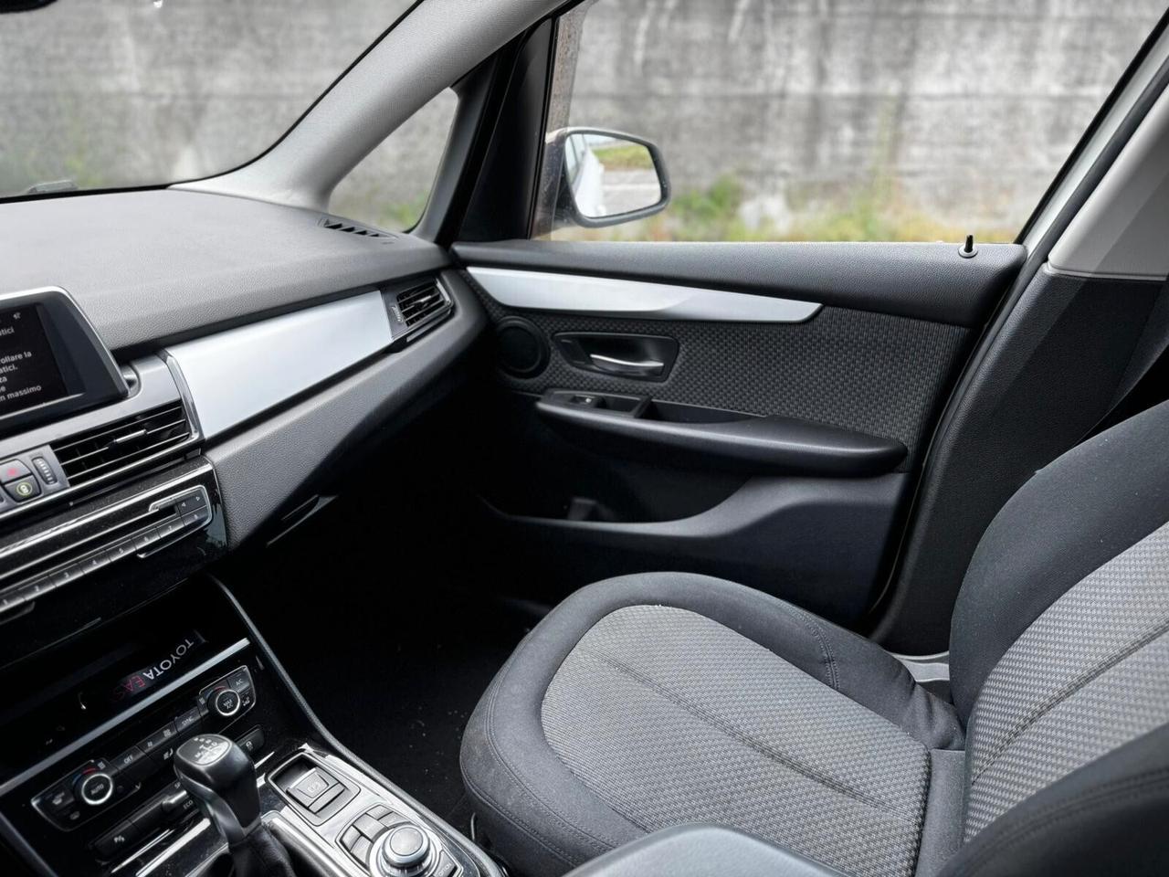 Bmw 2er Active Tourer 218d Luxury