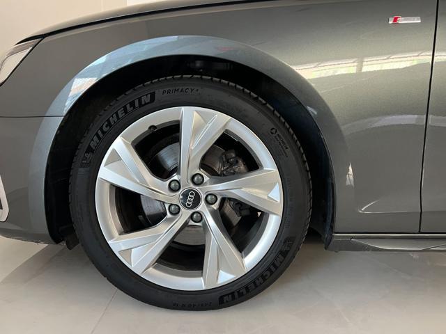 AUDI A4 Avant 35 TDI/163 CV S tronic S line edition