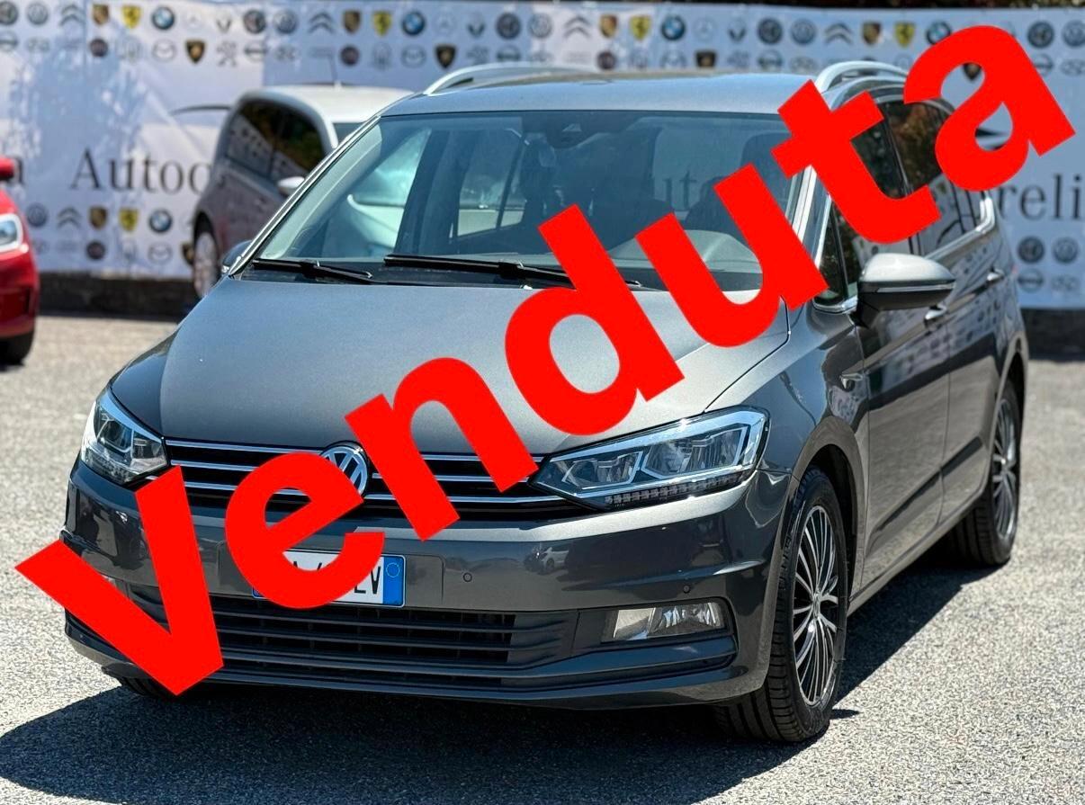 Volkswagen Touran 1.5 TSI ACT DSG Business BlueMotion Technology