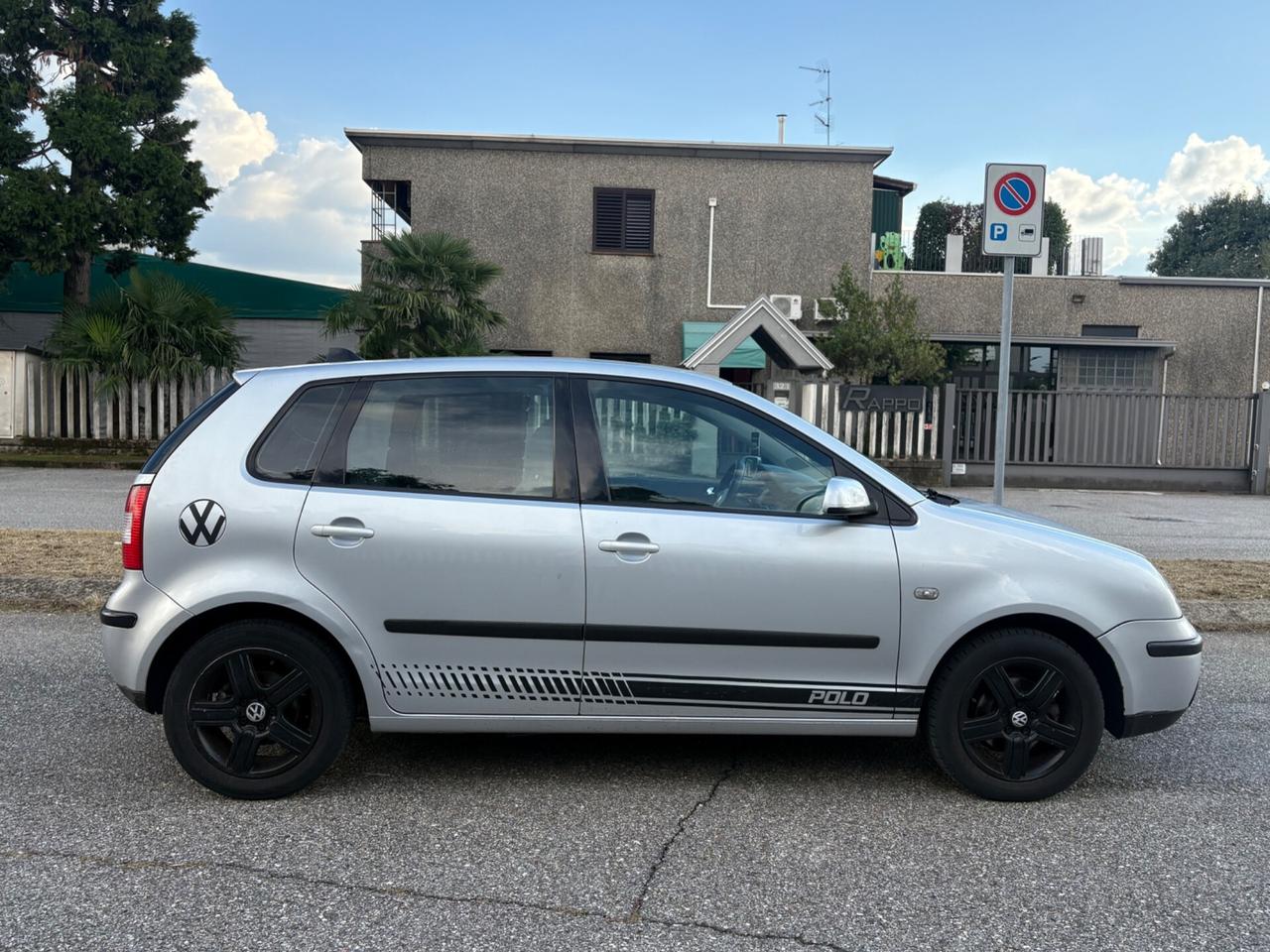 Volkswagen Polo 1.4 16V 75CV 5p. NEOPATENTATI