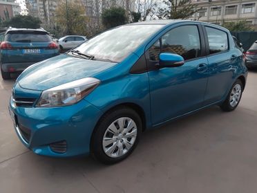 TOYOTA YARIS 1.0 51KW PARI AL NUOVO GARANZIA