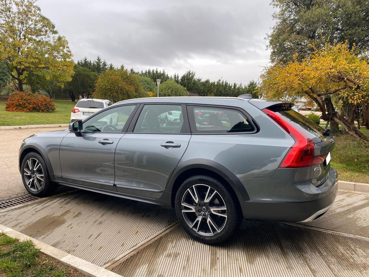 Volvo V90 Cross Country D4 AWD Geartronic