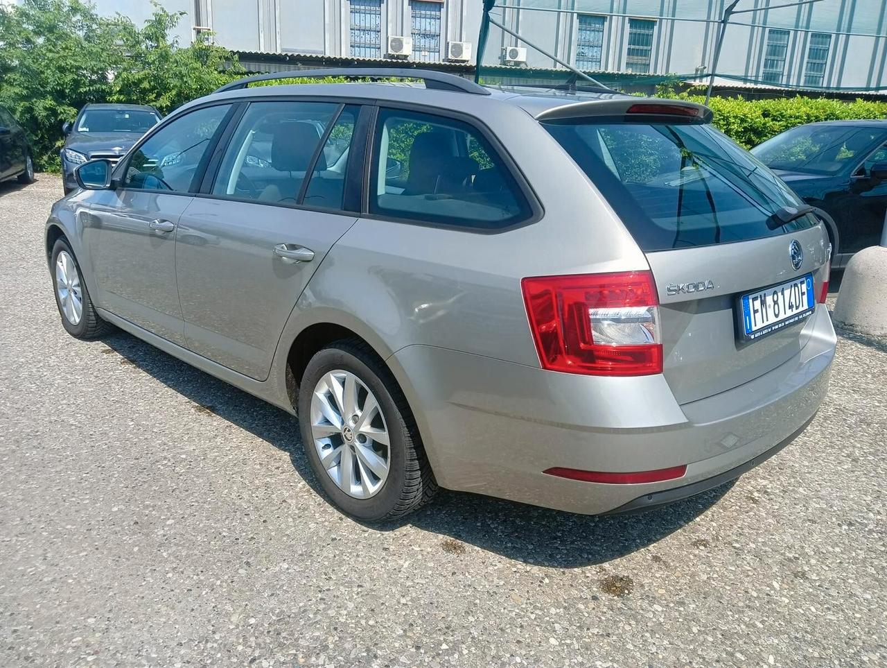 Skoda Octavia 2.0 TDI CR DSG Wagon Executive