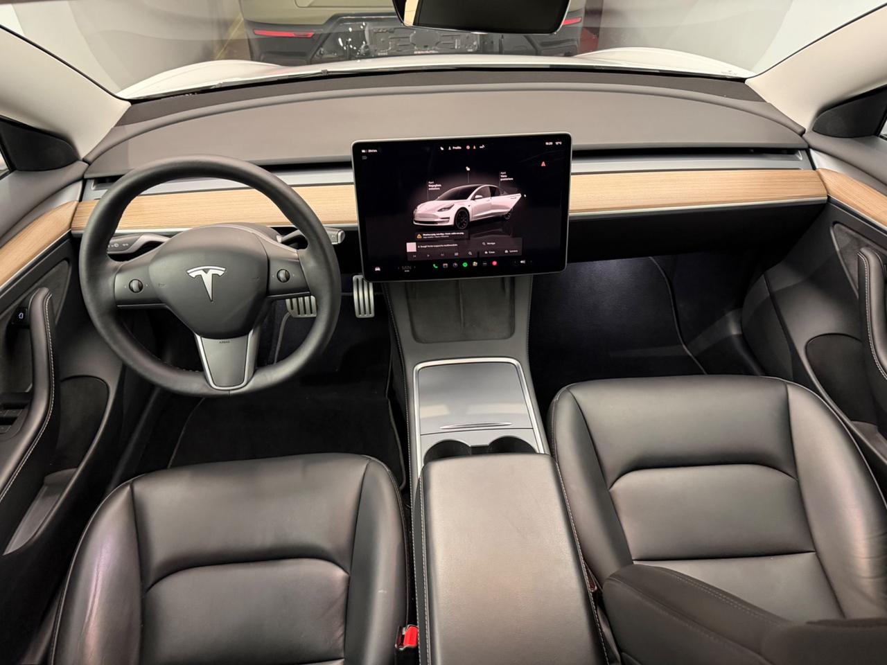 Model 3 Long Range AWD Performance iva