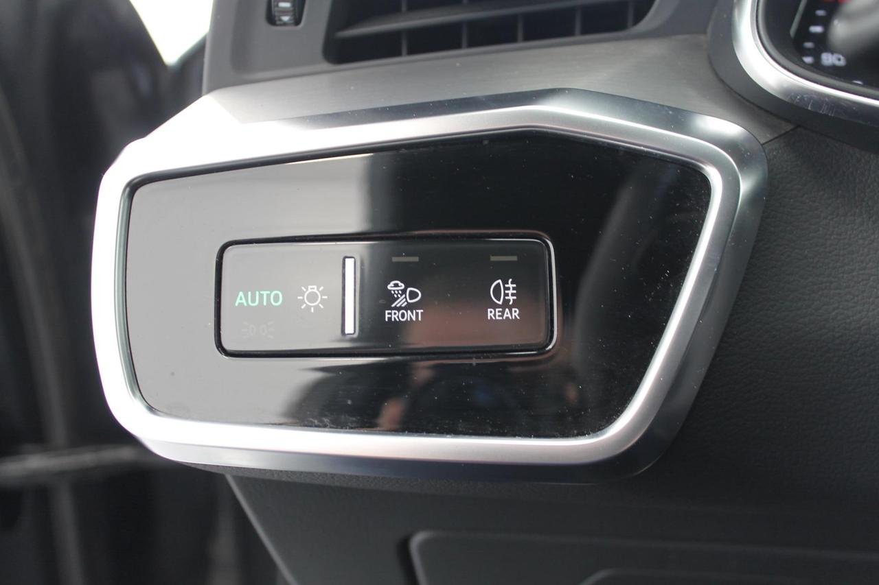 Audi A6 Avant 2.0 TDi Mhev Sport S-Tronic S-LINE