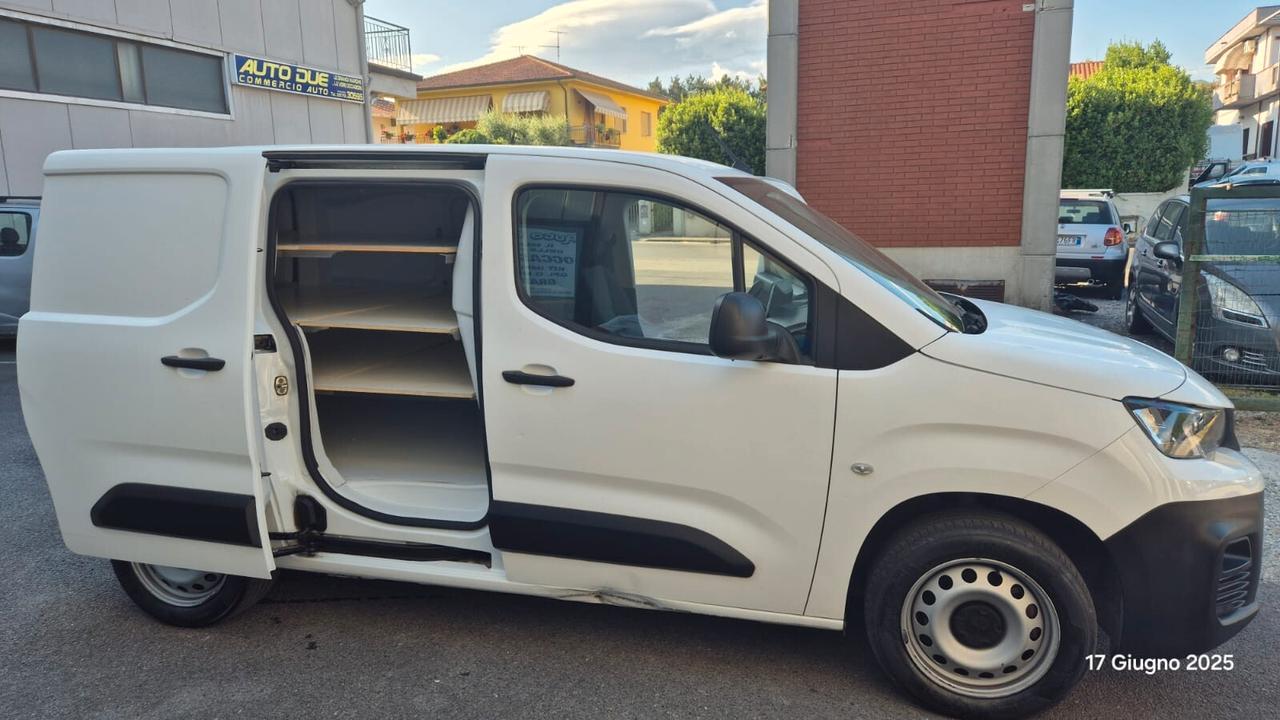 PEUGEOT PARTENER