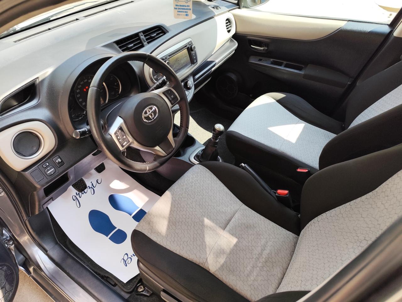 Toyota Yaris 1.4 D-4D 90CV DIESEL NAVI
