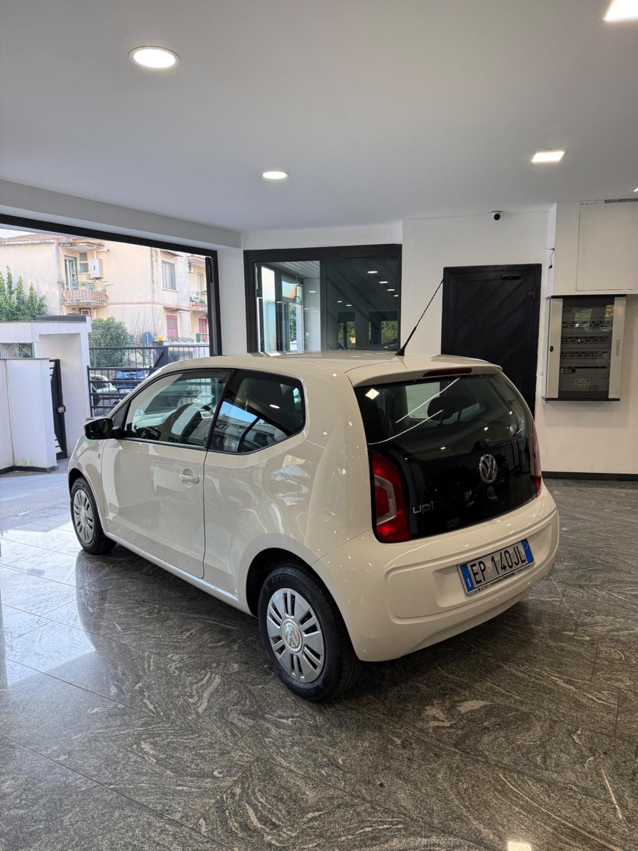 Volkswagen up! 1.0 3p. take