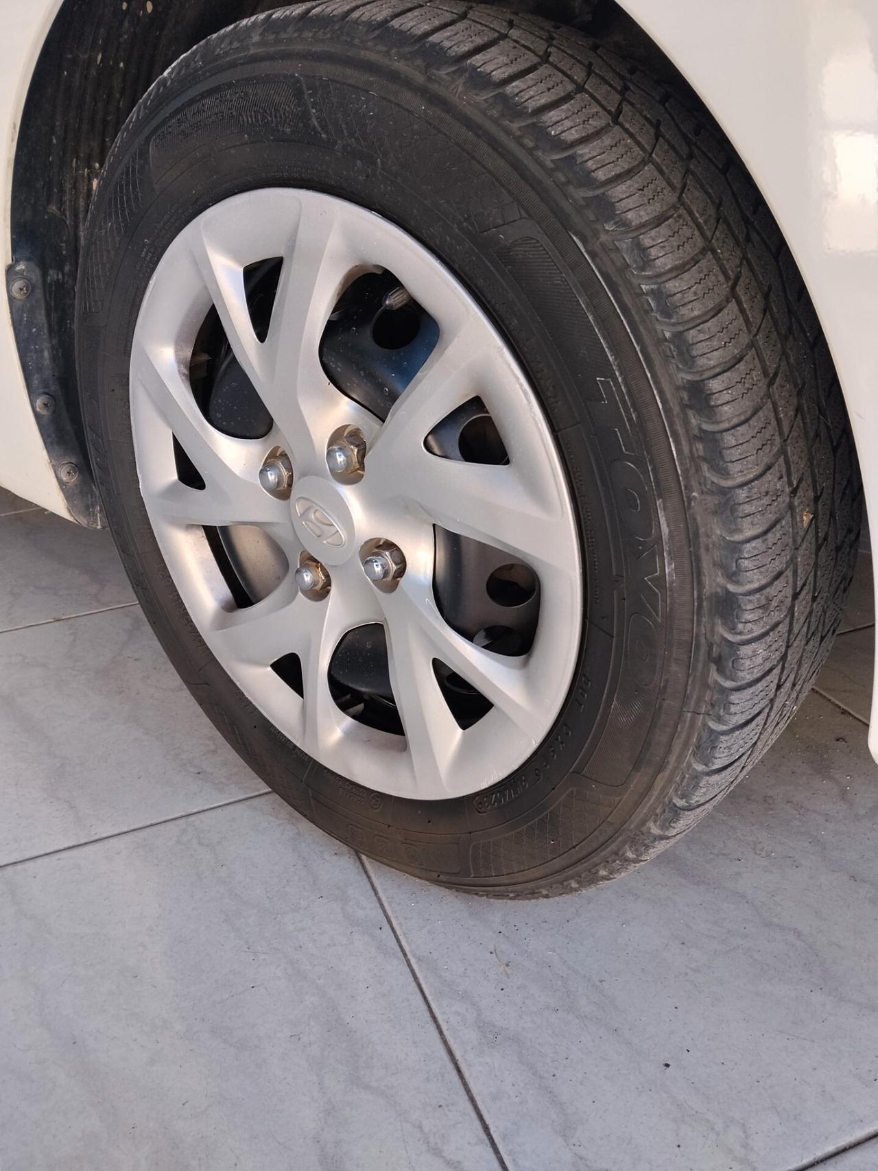 Hyundai i10 1.0 bnz/ GPL 2018 CON GARANZIA