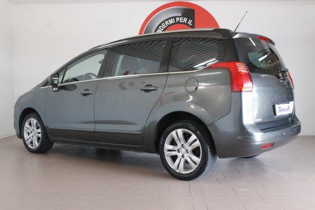 PEUGEOT 5008 1.6 HDi 115CV Business 7 POSTI