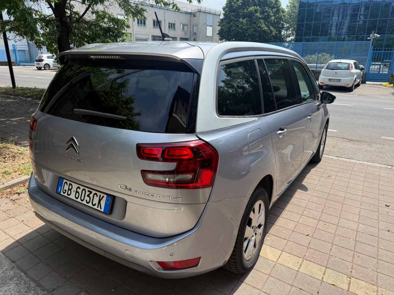 Citroen Grand C4 SpaceTourer BlueHDi 130 S&S EAT8 Business