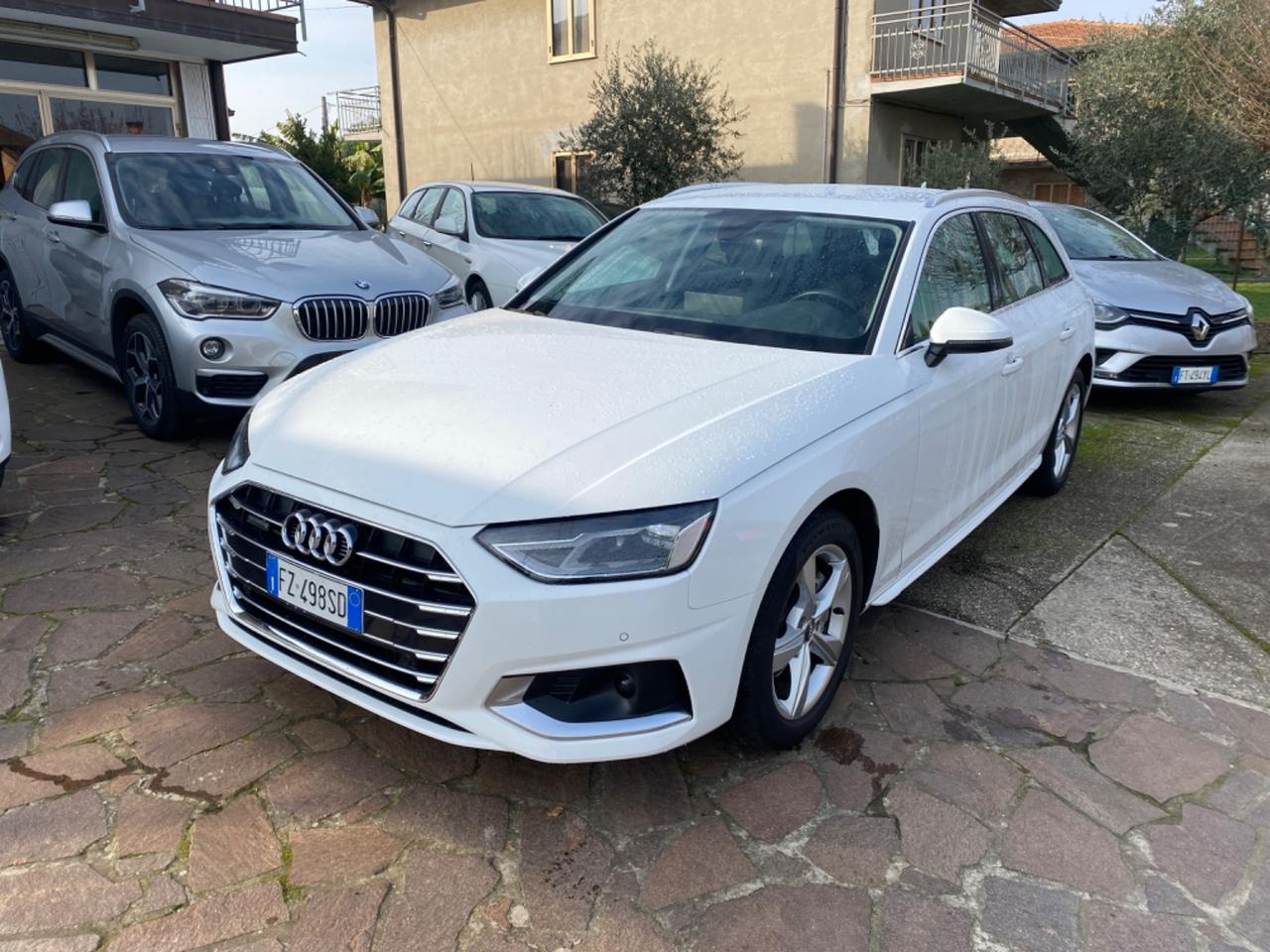 Audi A4 Avant 40 TDI quattro S tronic Business Advanced