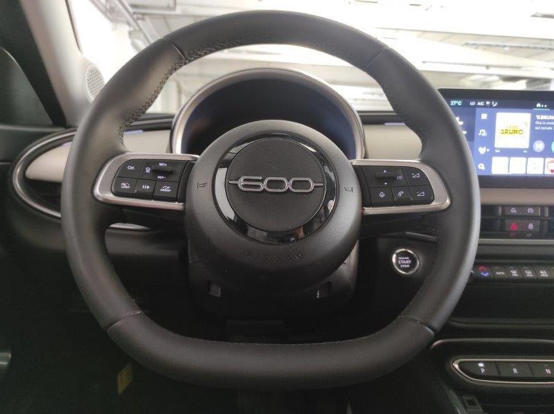 FIAT 600 (2023-->) - 600 Hybrid 110 CV DCT MHEV La Prima