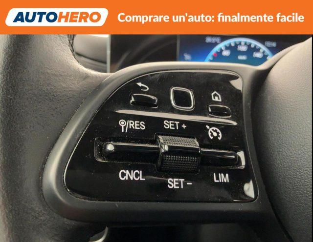 MERCEDES-BENZ A 180 d Automatic Business