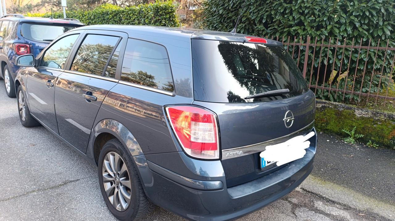 Opel Astra 1.6 16V GPL OK NEOPATENTATI