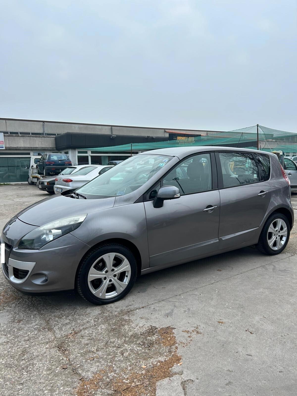 Renault Scenic Scénic X-Mod 1.4 TCe Luxe 5 porte ok neo patentati