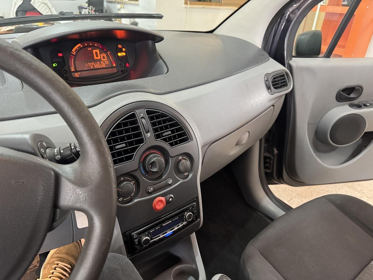 RENAULT MODUS 1.2 cc. De Luxe