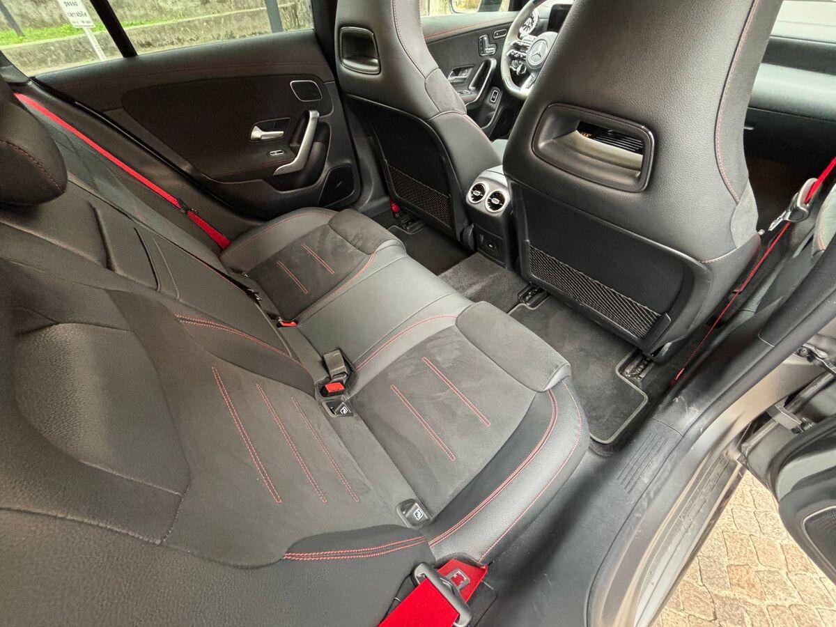 Mercedes CLA AMG Shooting Brake AMG 35 AMG Line Premium 4matic auto