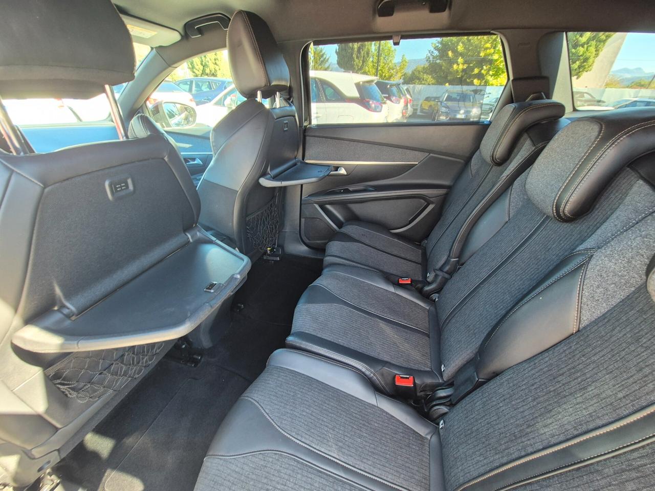 Peugeot 5008 BlueHDi 150 GT Line 7 POSTI